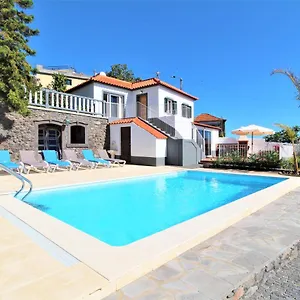  Ferienhaus Quinta Tropical